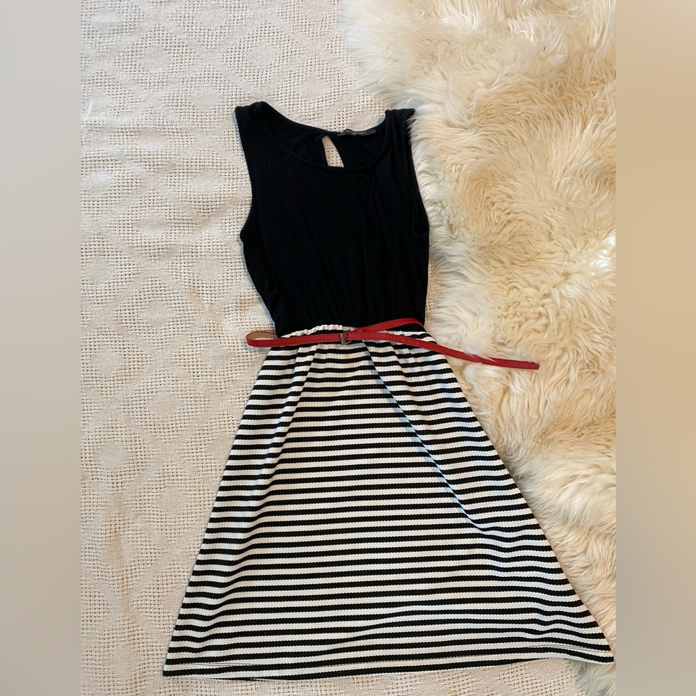 Classic dress